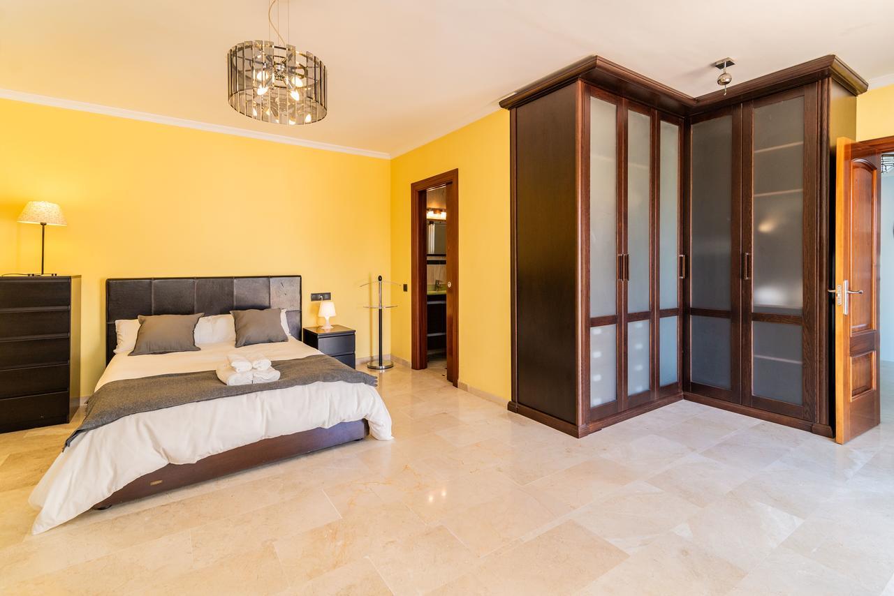 "Ample Villa At Benalmadena Coast" Exteriör bild